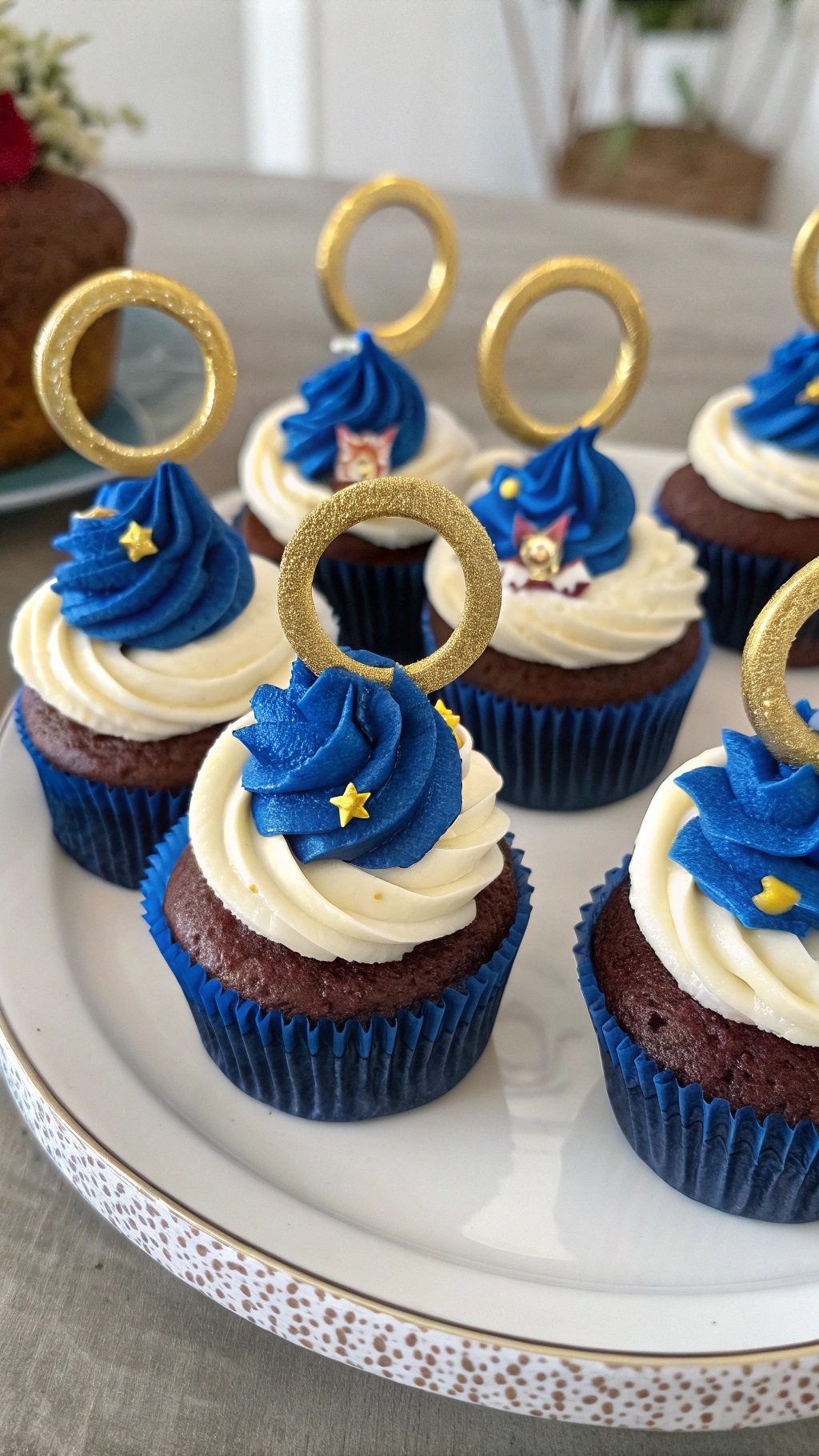 045 Sonic Birthday Party Cupcakes with a Delicious Velvet Twist - Themed Ideas