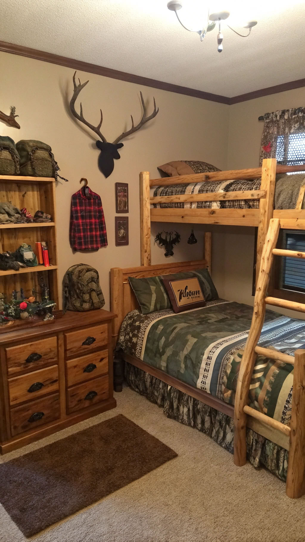 001 Duck Dynasty bedroom ideas with rustic decor and camo details for kids ages 4–10 - Themed Ideas