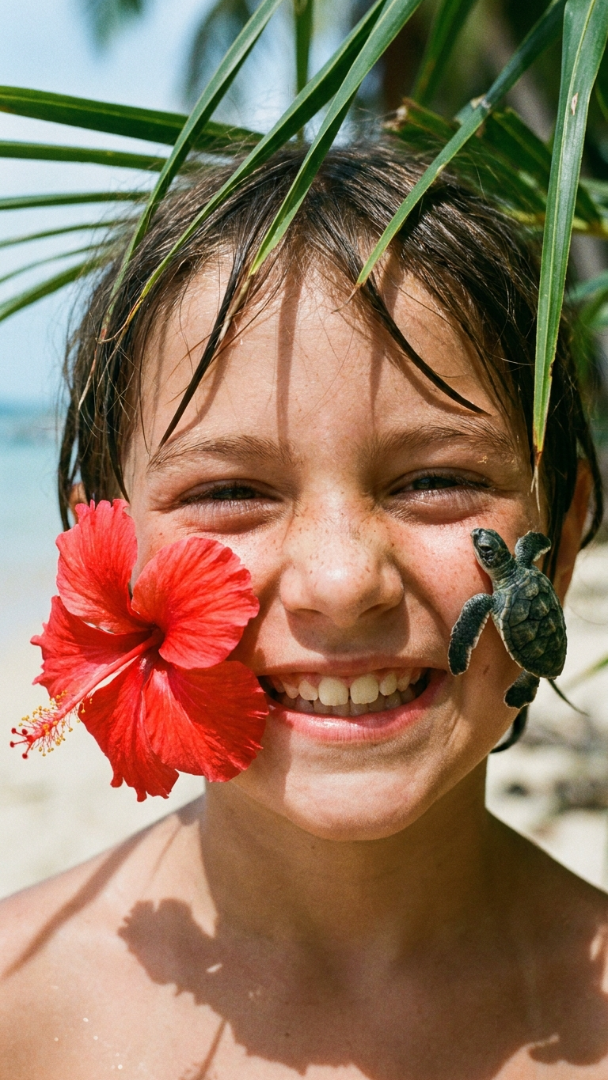 057 Beautiful Luau Face Paint Ideas with Flowers and Turtles - Themed Ideas